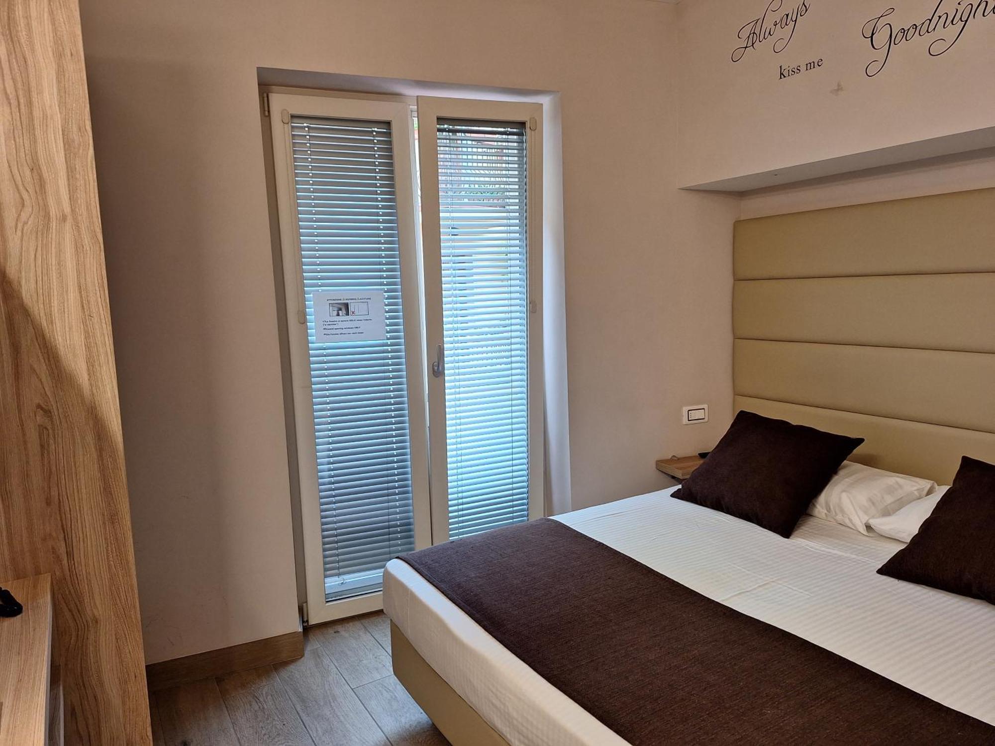 Hotel Danieli La Castellana Lago Di Garda Brenzone sul Garda Buitenkant foto